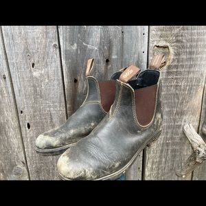 Women’s Blundstone 500s, for hardworking ladies!